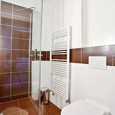 Restaurace A U Zamecku Roztoky