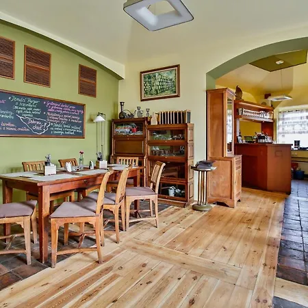 Restaurace A U Zamecku *